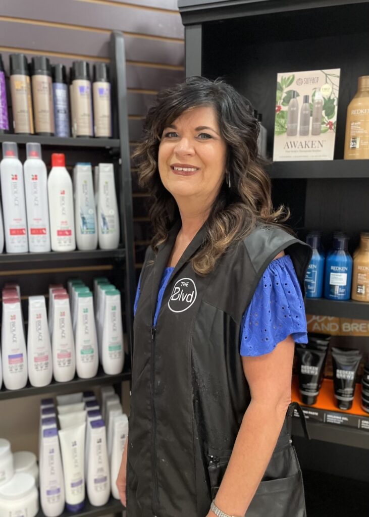 delania-lashley-cosmetologist-esthetician-the-boulevard-farmington-mo (1)