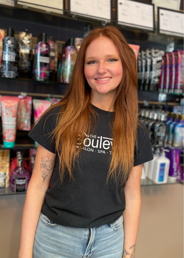 tatum-slover-tanning-consultant-the-boulevard-farmington-mo-2